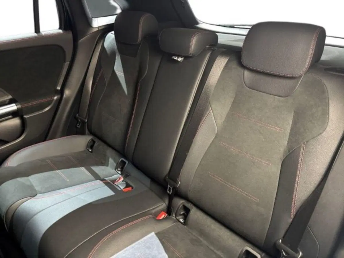 Mercedes-Benz GLA SUV usata a Bologna (16)