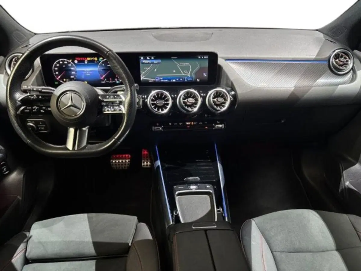 Mercedes-Benz GLA SUV usata a Bologna (9)