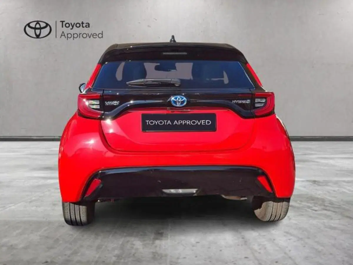 Toyota Yaris usata a Roma (12)