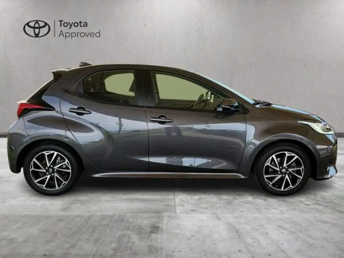 Toyota Yaris Cross usata a Roma (4)