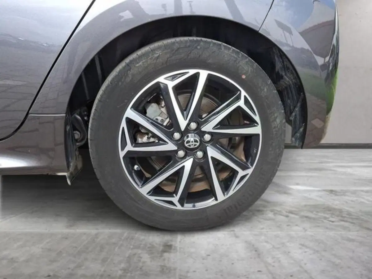 Toyota Yaris Cross usata a Roma (14)