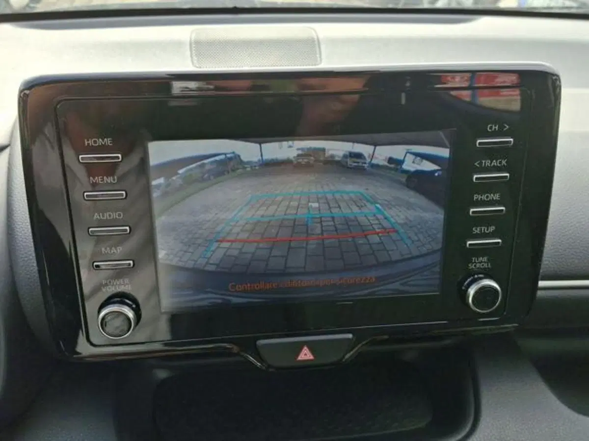 Toyota Yaris Cross usata a Roma (15)
