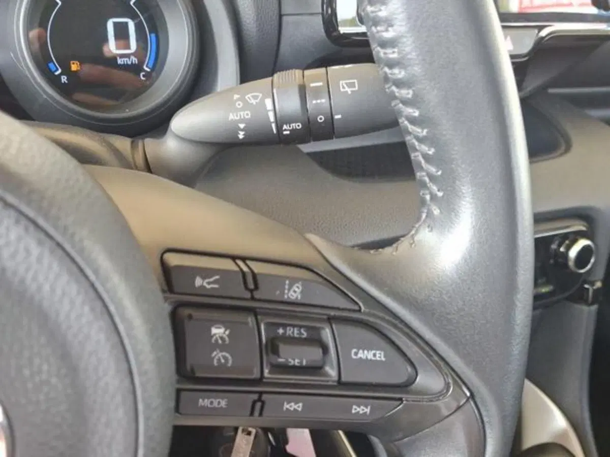 Toyota Yaris Cross usata a Roma (18)