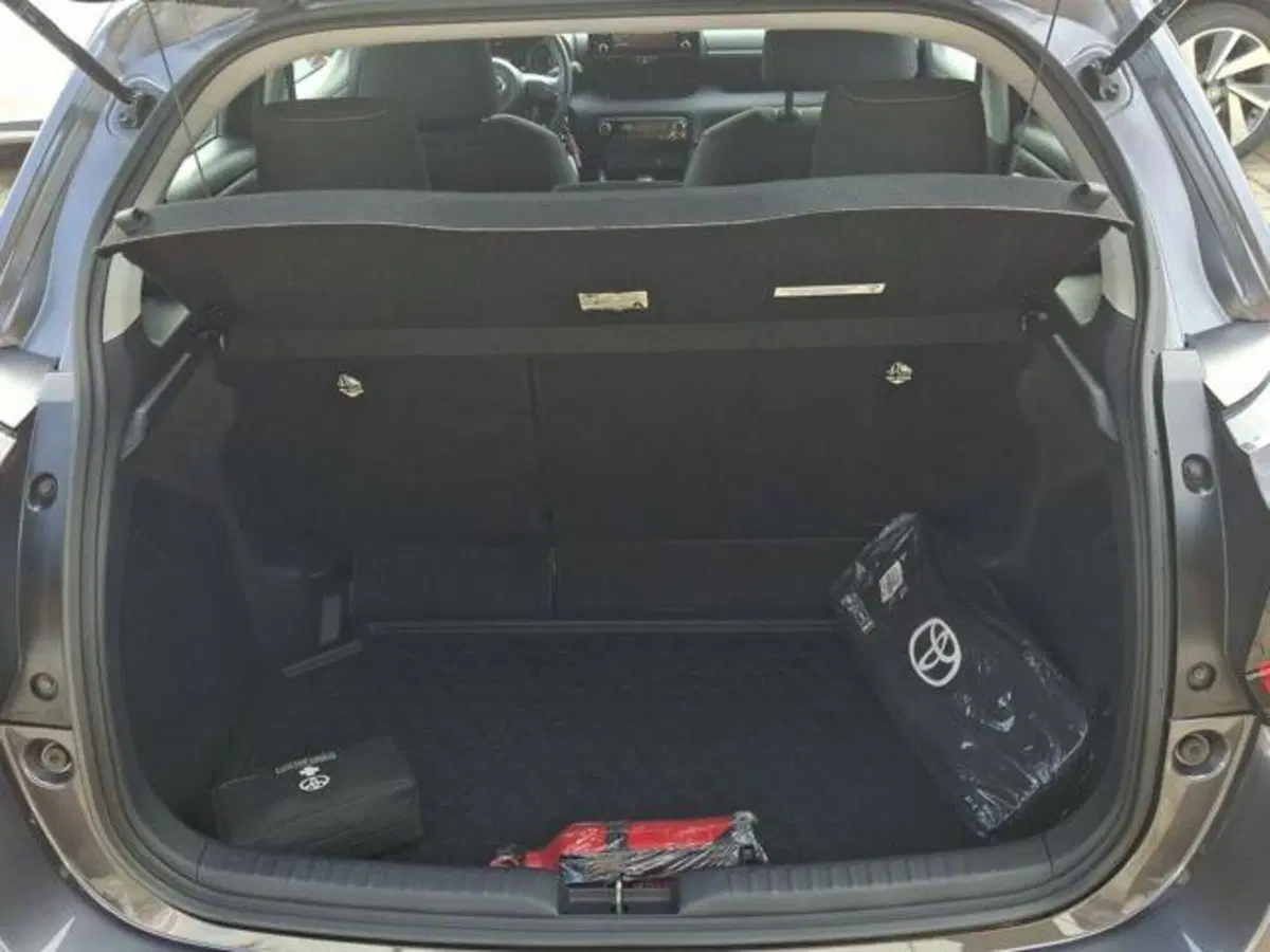 Toyota Yaris Cross usata a Roma (6)