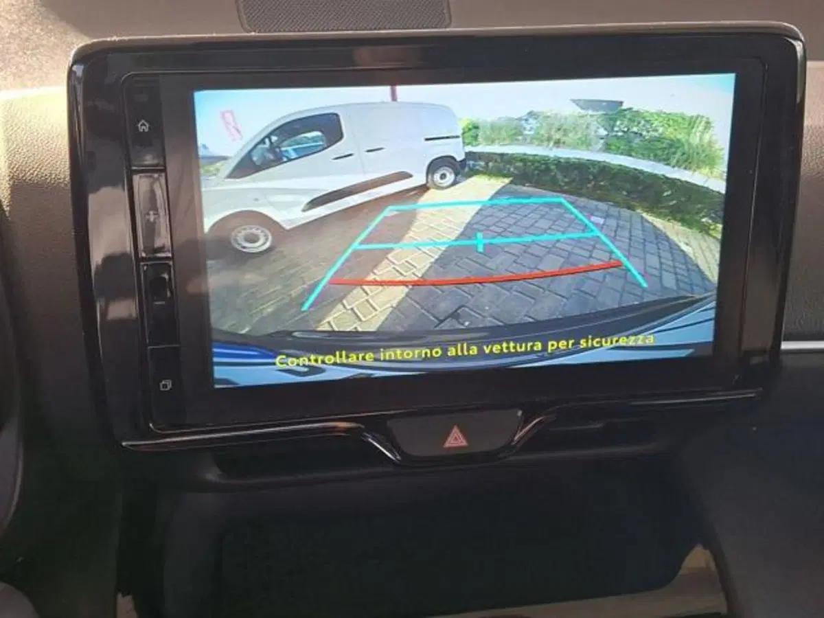 Toyota Yaris Cross usata a Roma (15)