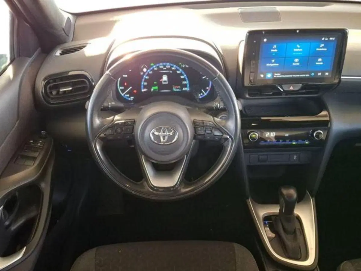 Toyota Yaris Cross usata a Roma (8)