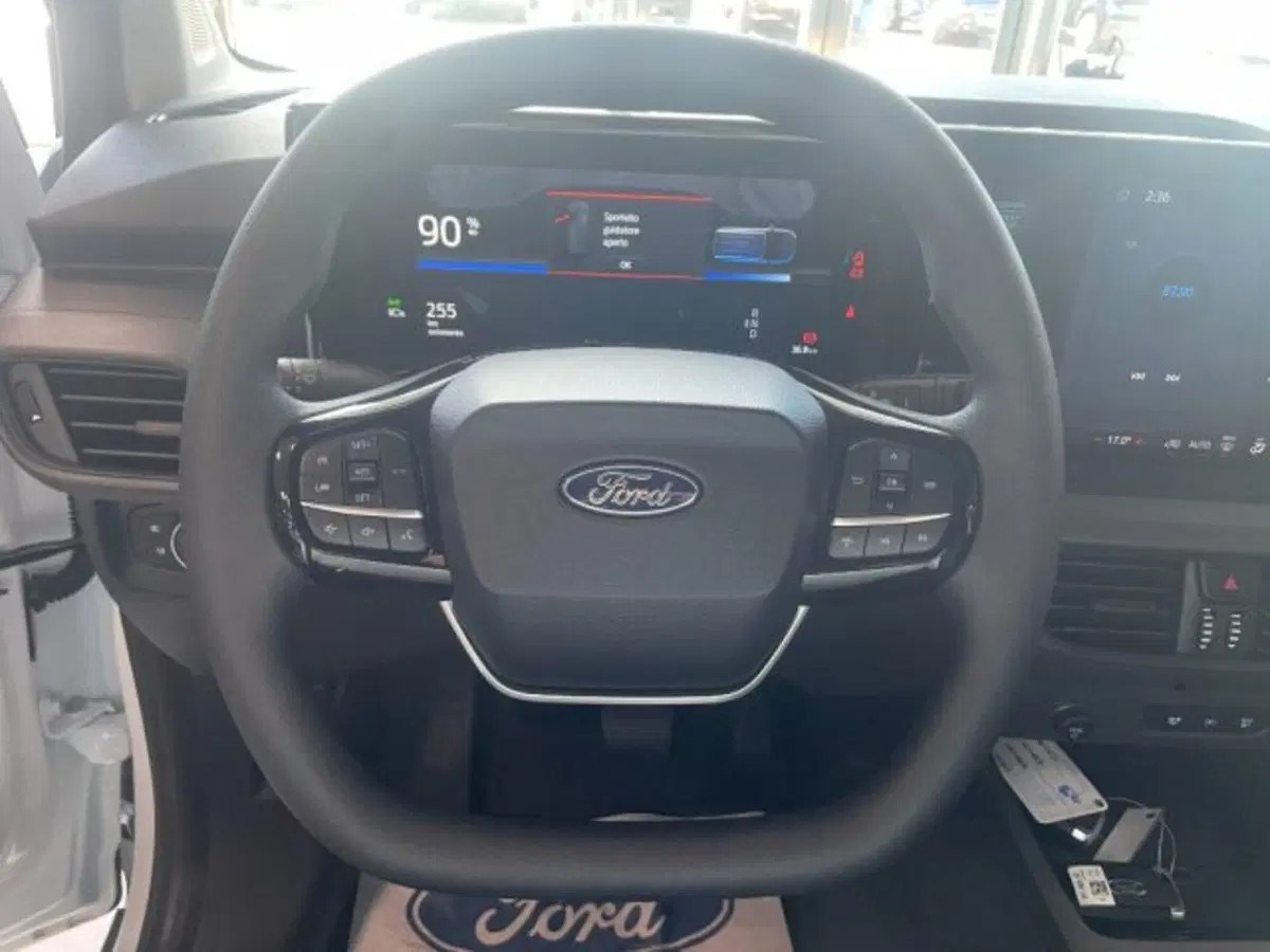 Ford E-Transit Custom  nuova a Cuneo (11)