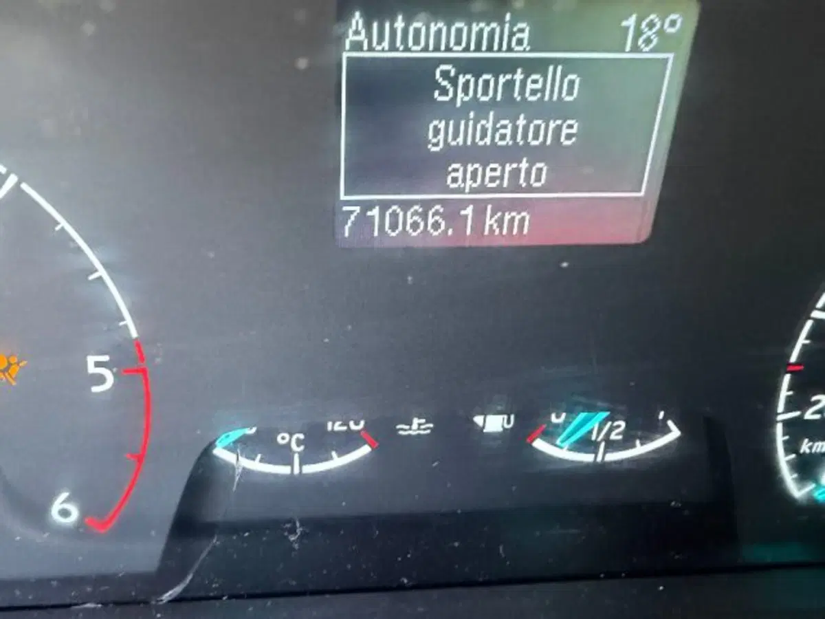 Ford Transit Custom Furgone usata a Cuneo (13)