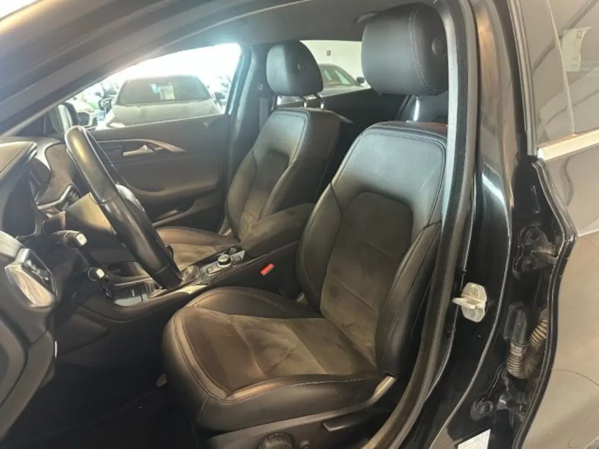 Infiniti Q30 usata a Cuneo (11)
