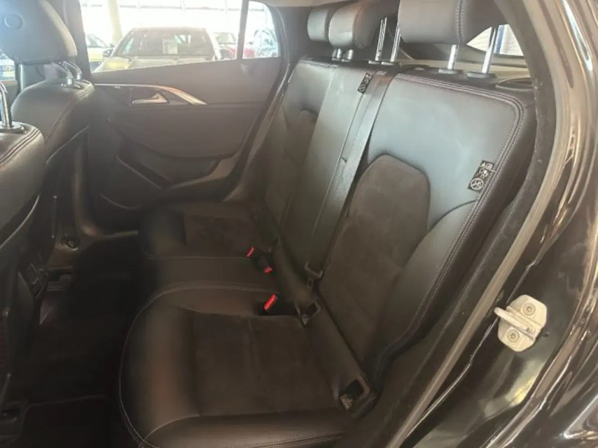 Infiniti Q30 usata a Cuneo (12)