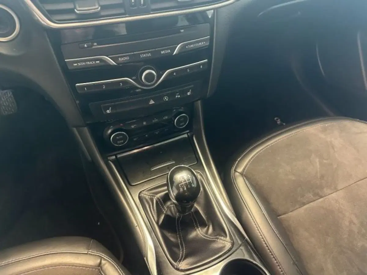 Infiniti Q30 usata a Cuneo (15)