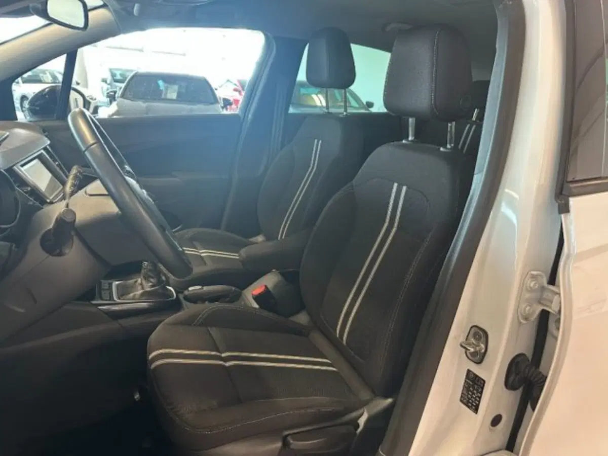 Opel Crossland usata a Cuneo (11)