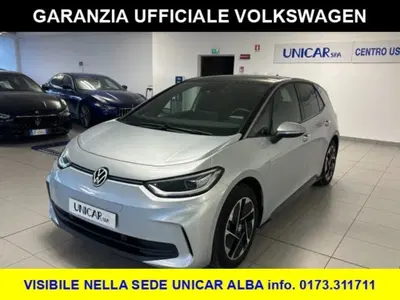 Volkswagen ID.3 58 kWh Pro Performance del 2024 usata a Alba