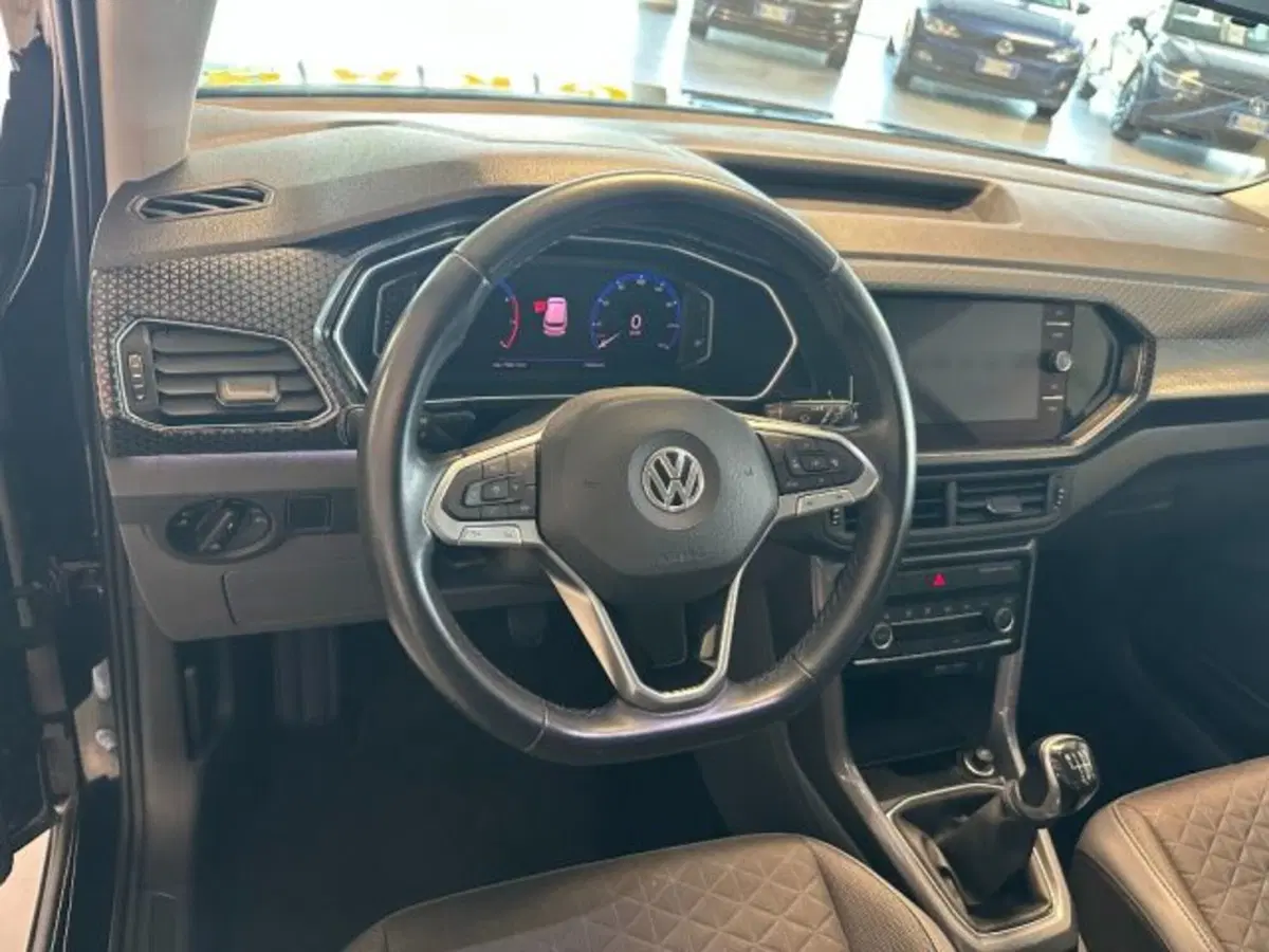 Volkswagen T-Cross usata a Cuneo (10)