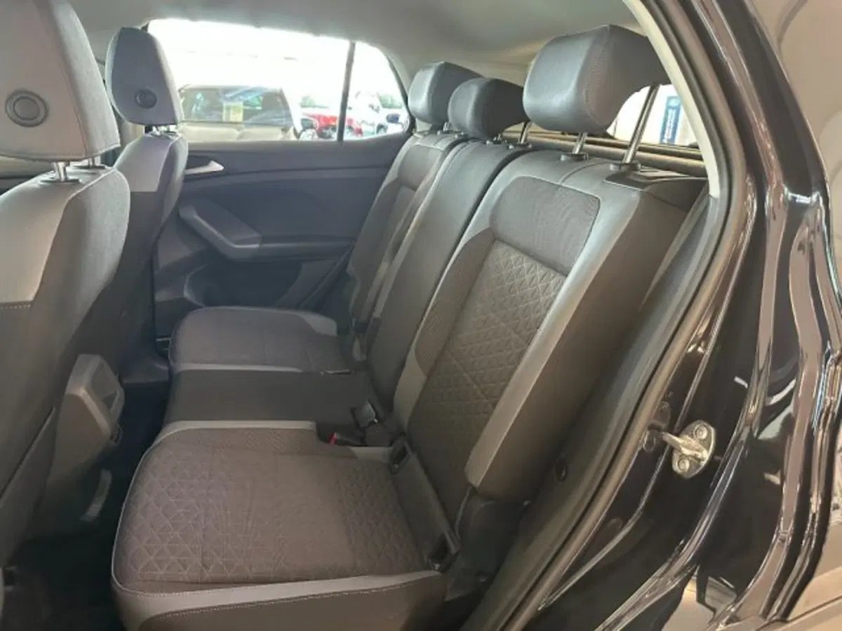 Volkswagen T-Cross usata a Cuneo (12)