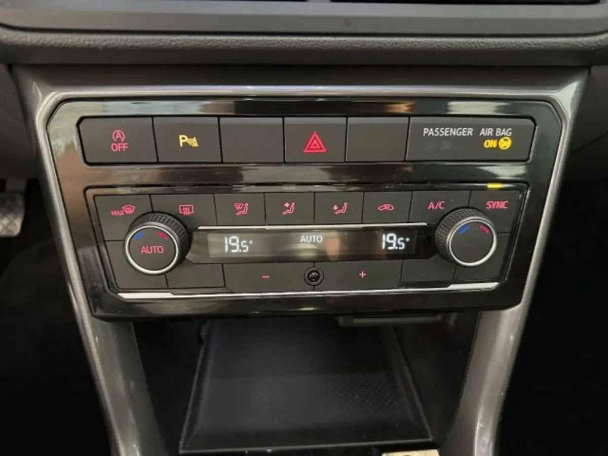 Volkswagen T-Cross usata a Cuneo (15)