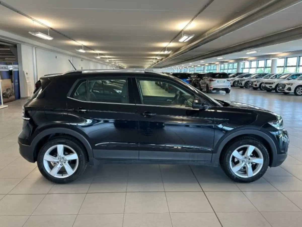 Volkswagen T-Cross usata a Cuneo (8)