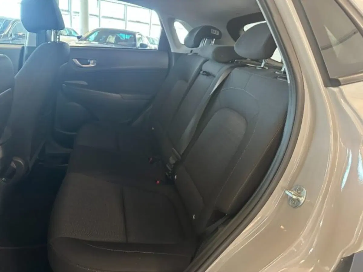 Hyundai Kona usata a Cuneo (11)