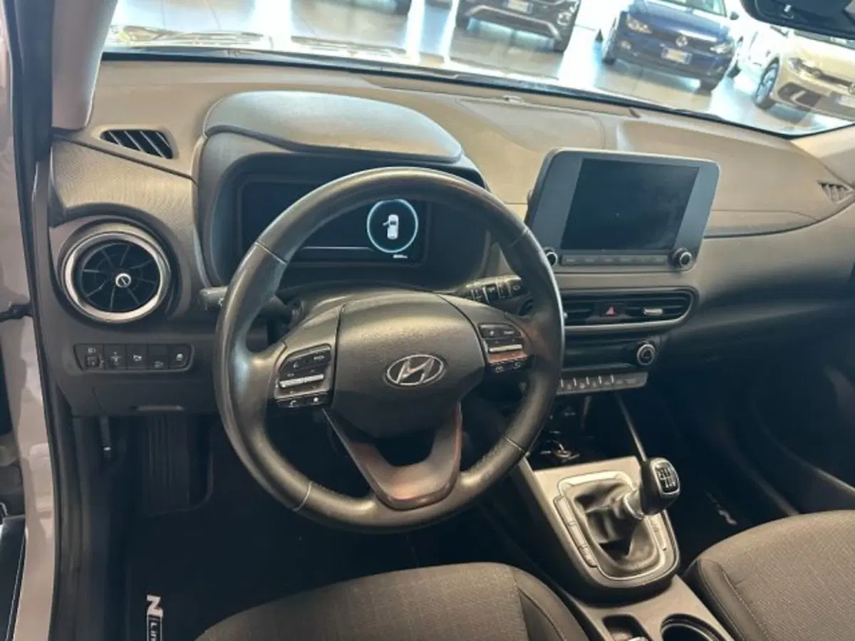 Hyundai Kona usata a Cuneo (9)