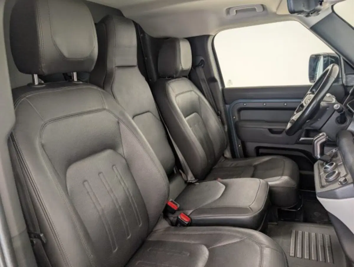 Land Rover Defender usata a Cuneo (9)