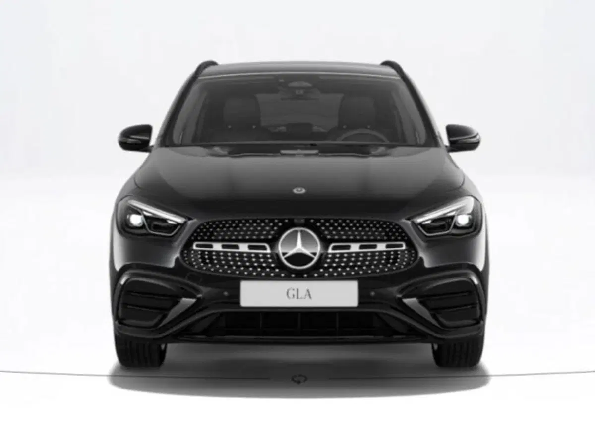 Mercedes-Benz GLA SUV nuova a Verona (3)