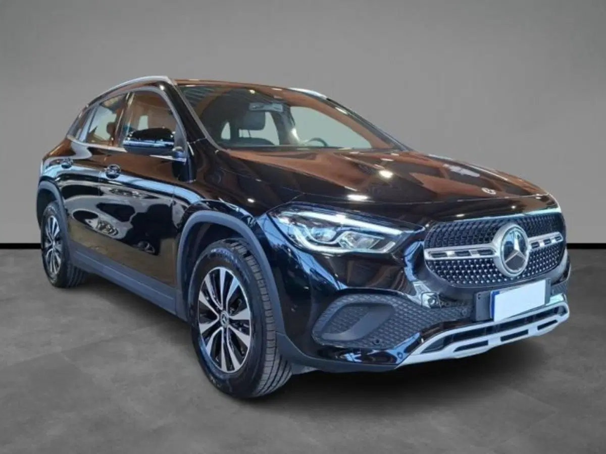 Mercedes-Benz GLA SUV usata a Verona (14)
