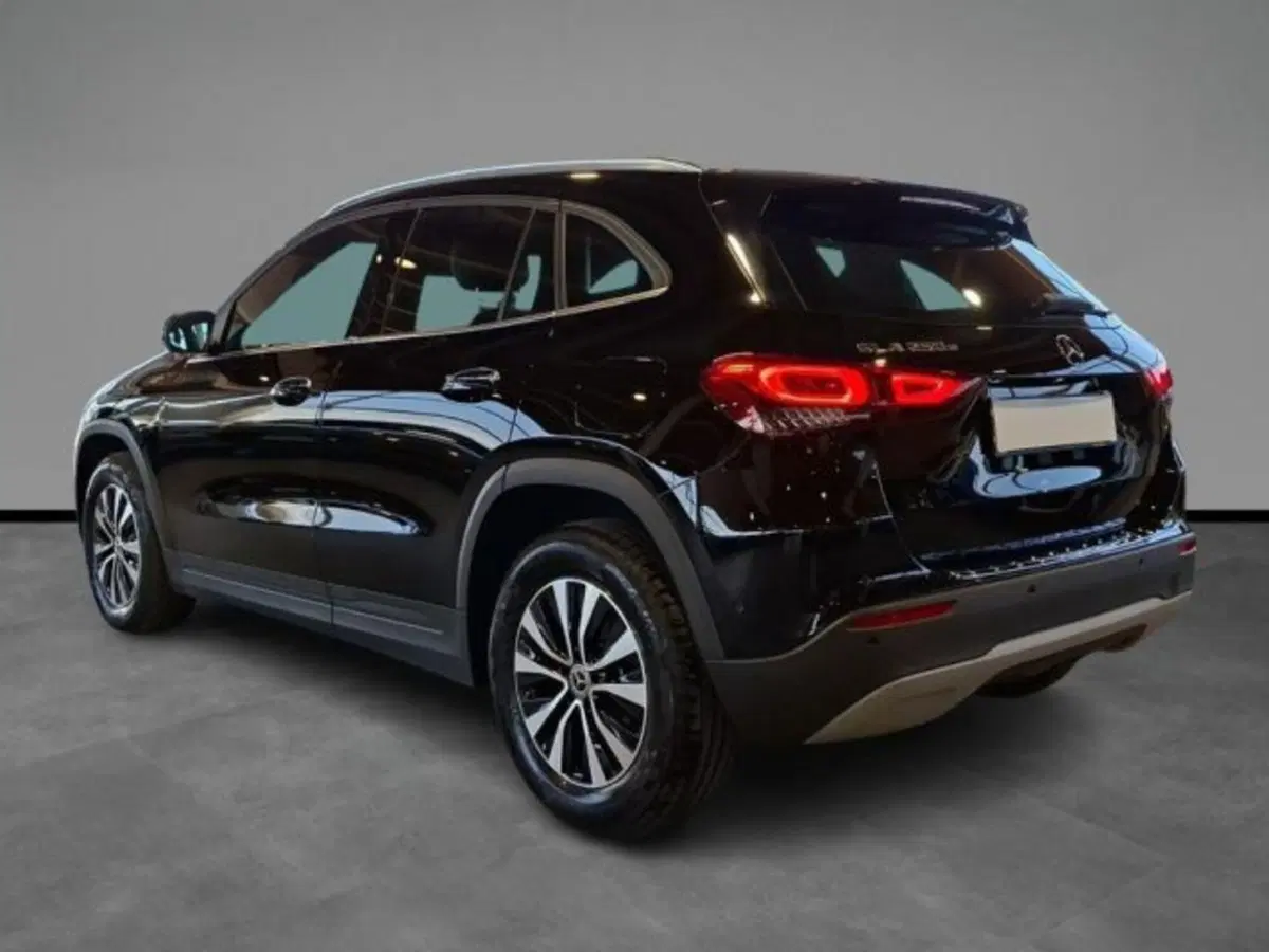 Mercedes-Benz GLA SUV usata a Verona (3)
