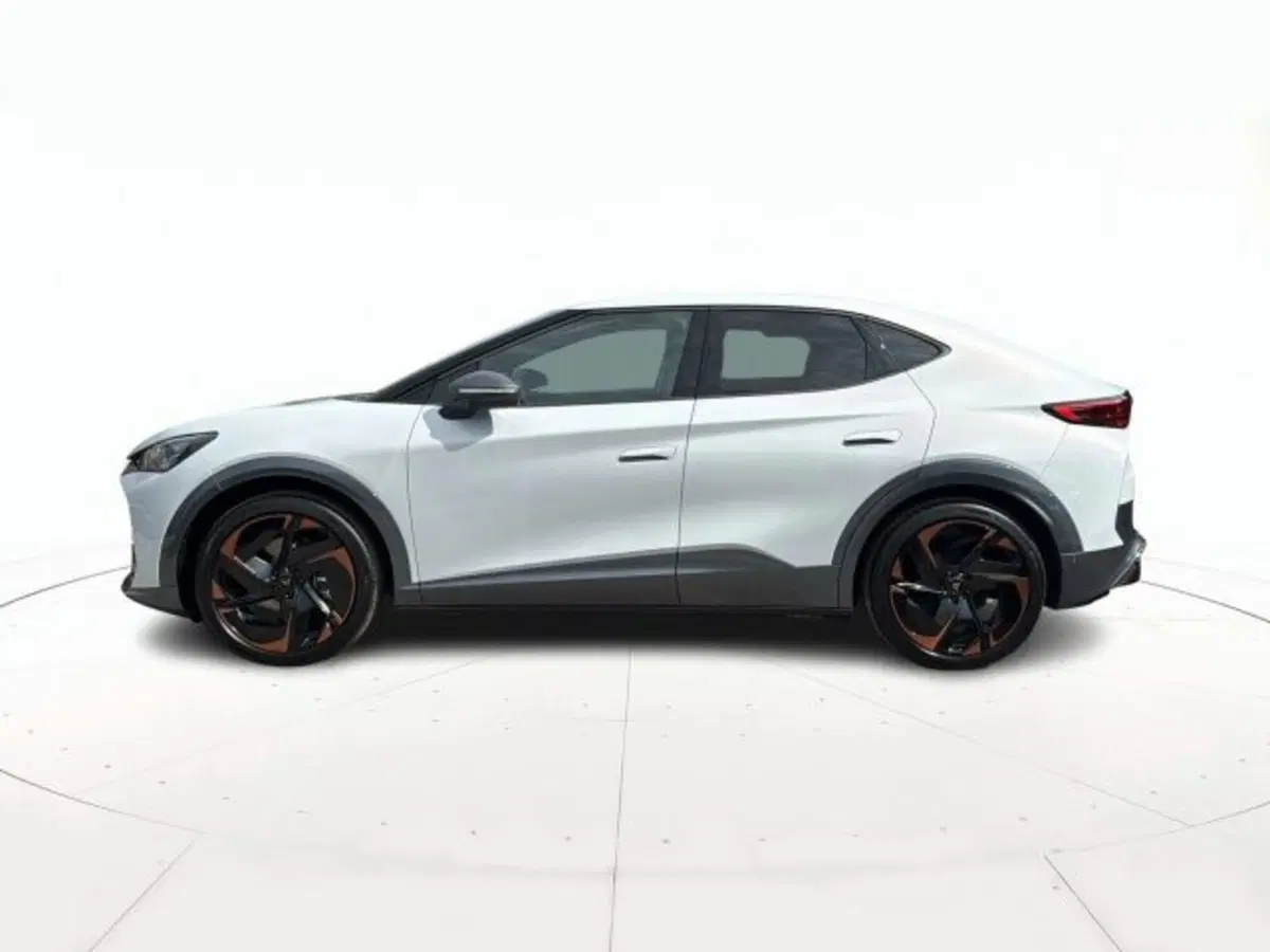 Cupra Tavascan nuova a Vicenza (6)