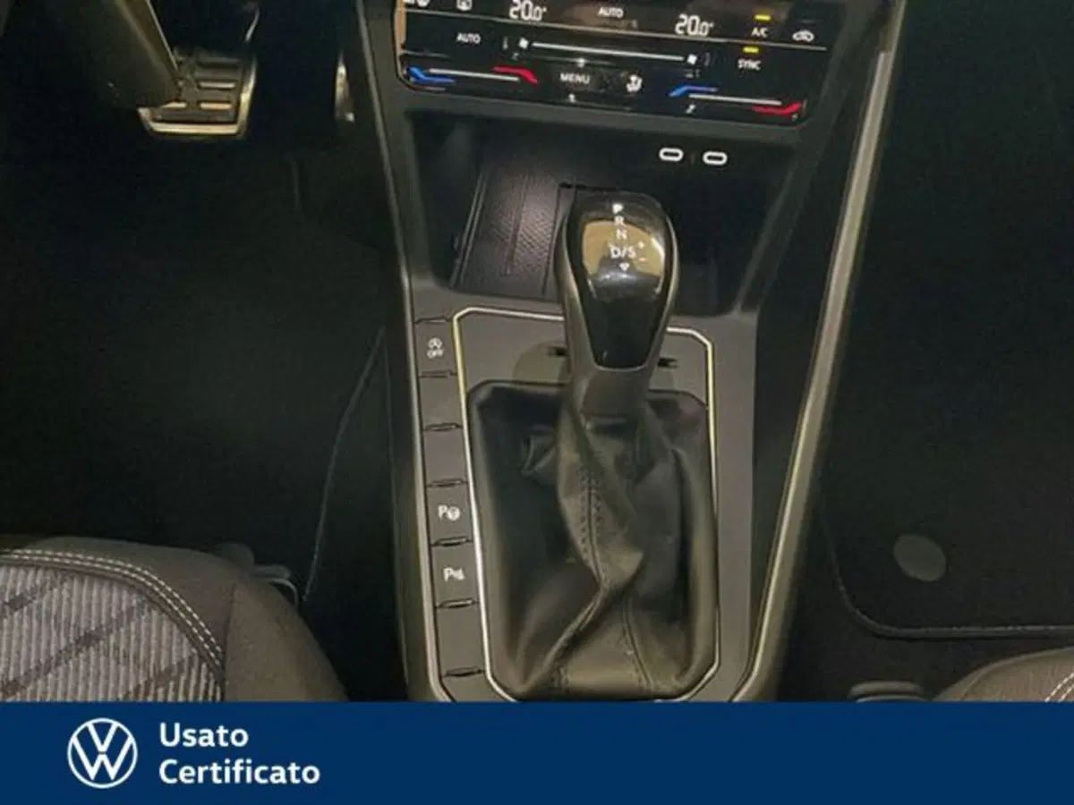 Volkswagen Polo nuova a Vicenza (11)