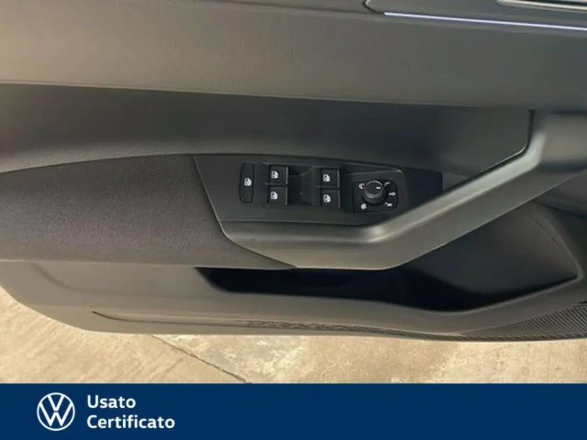 Volkswagen Polo nuova a Vicenza (19)