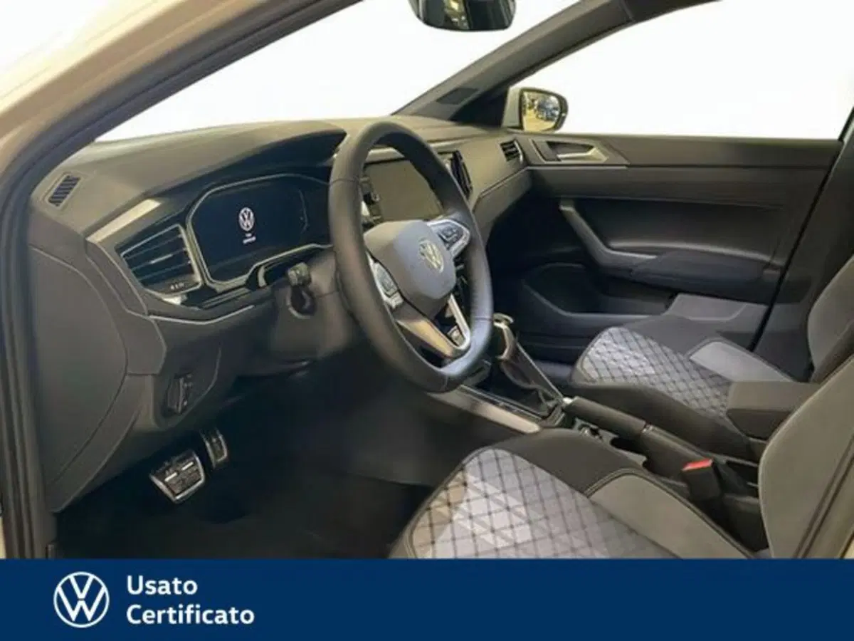 Volkswagen Polo nuova a Vicenza (7)