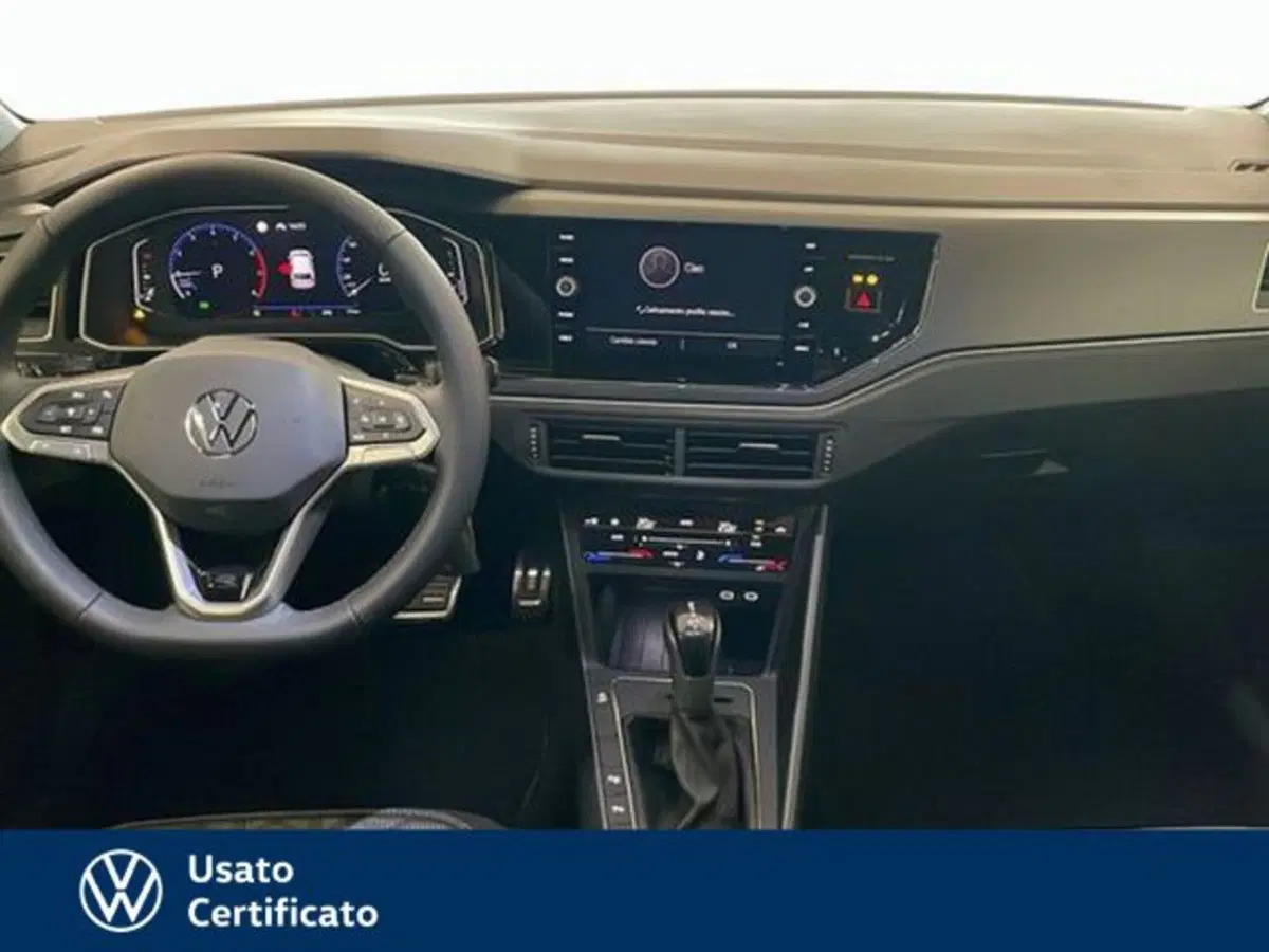Volkswagen Polo nuova a Vicenza (8)