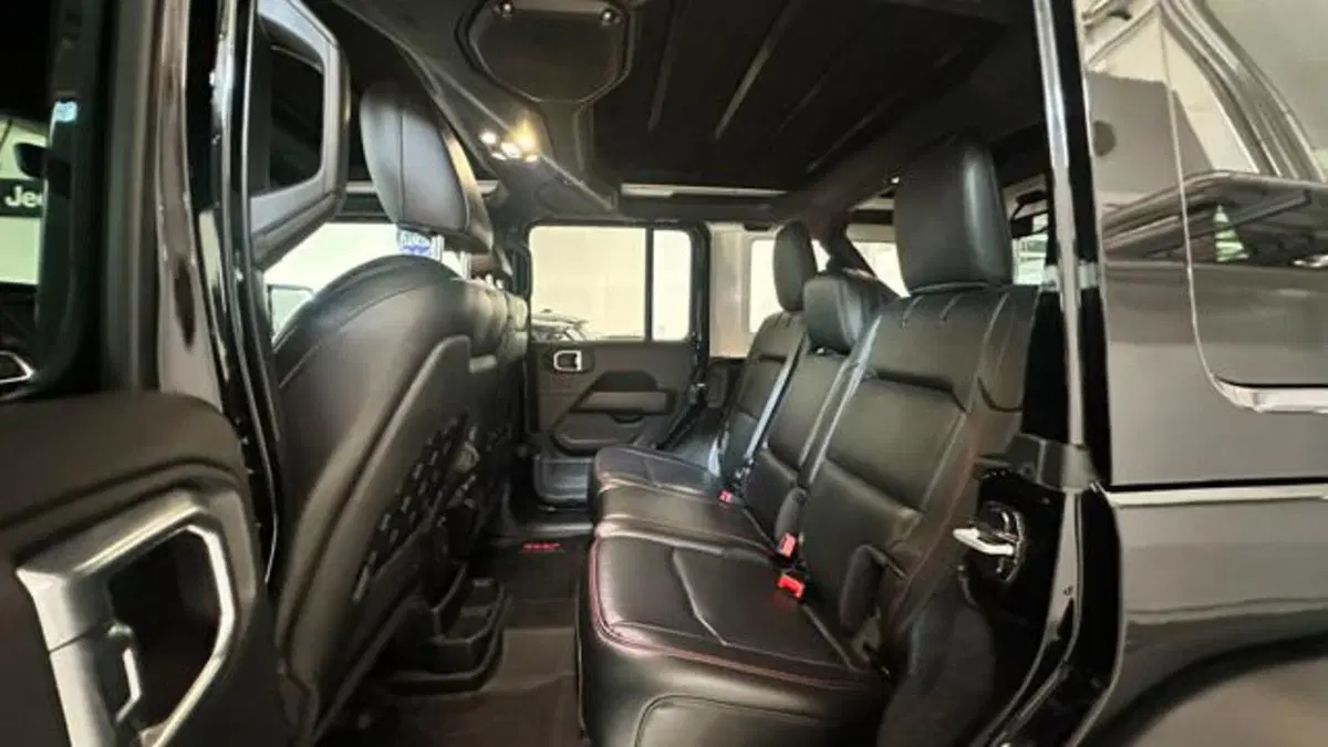 Jeep Wrangler Unlimited usata a Reggio Emilia (13)