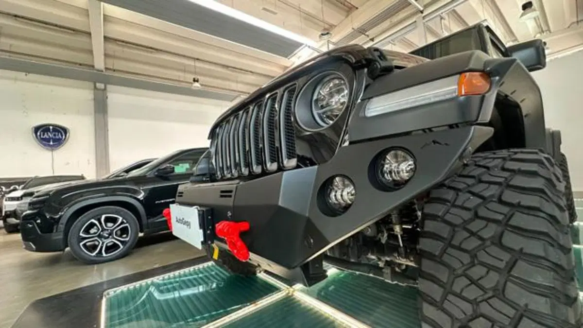 Jeep Wrangler Unlimited usata a Reggio Emilia (2)