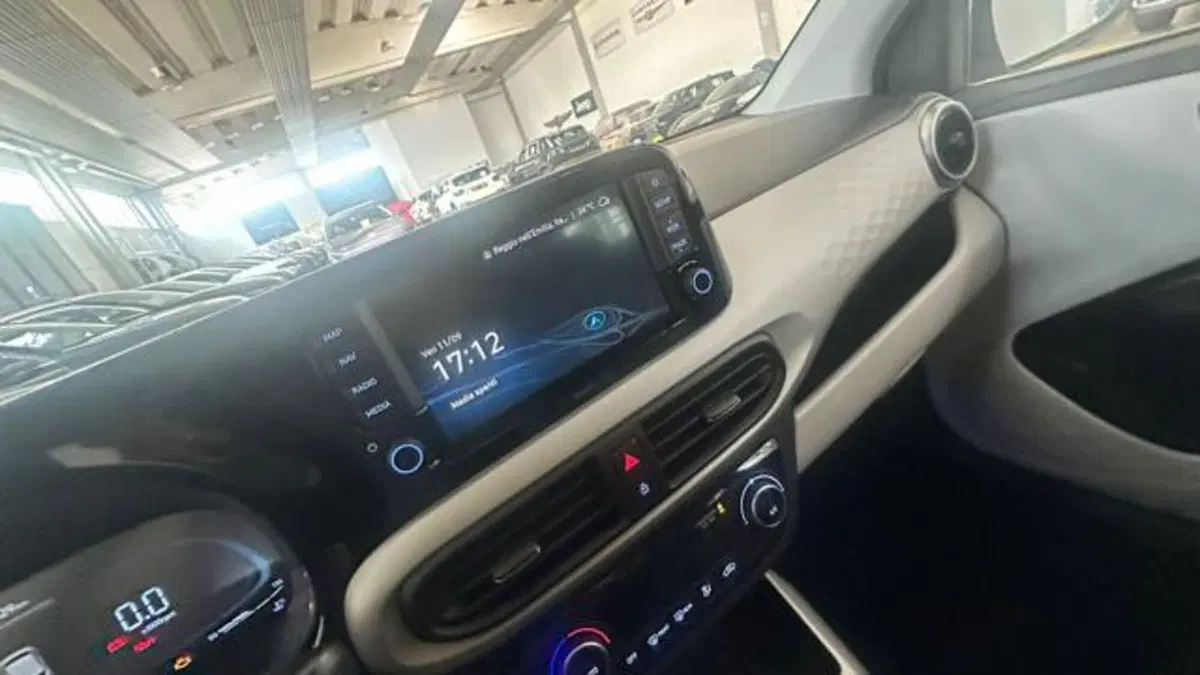 Hyundai i10 usata a Reggio Emilia (17)