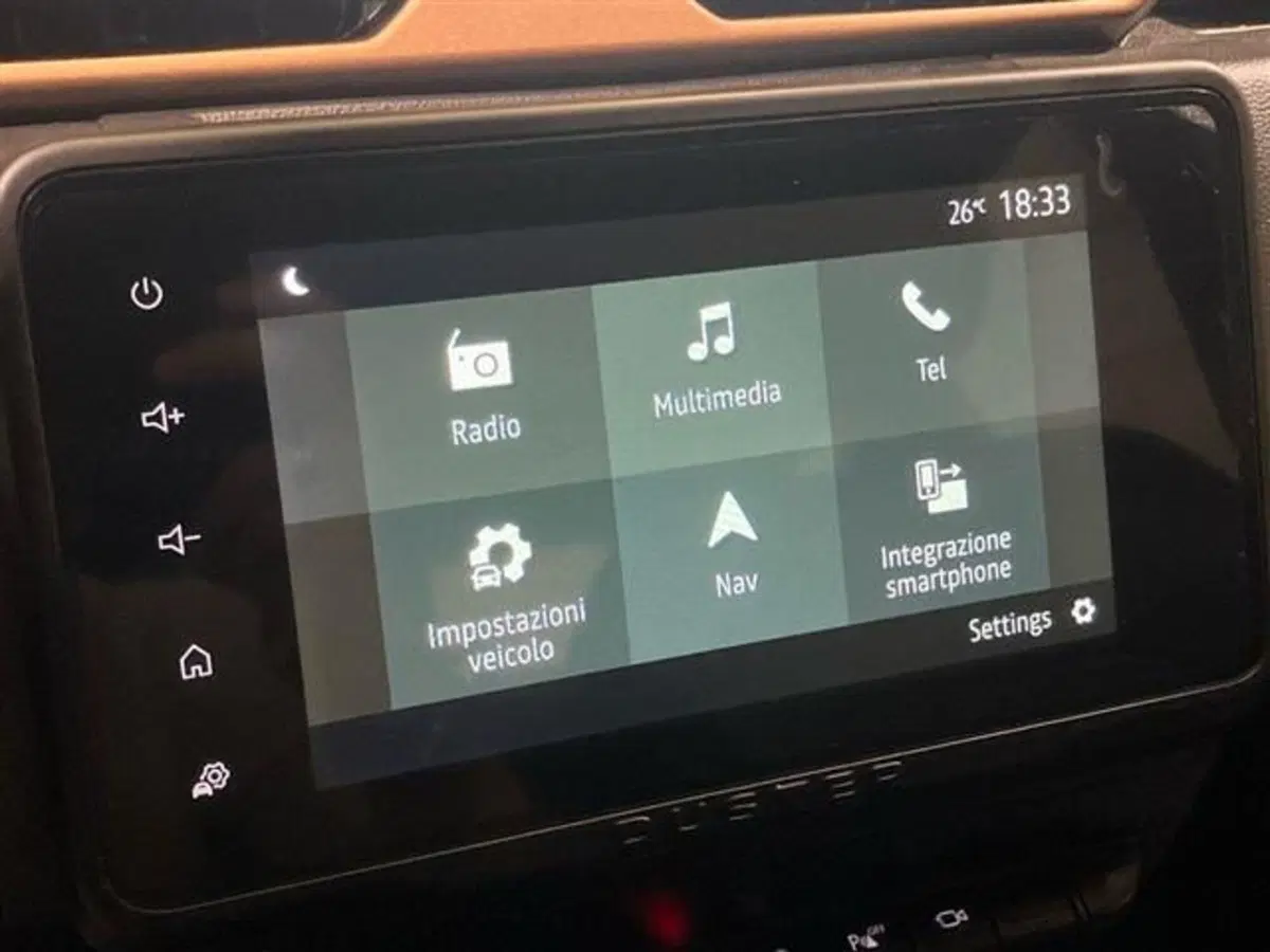 Dacia Duster usata a Como (14)