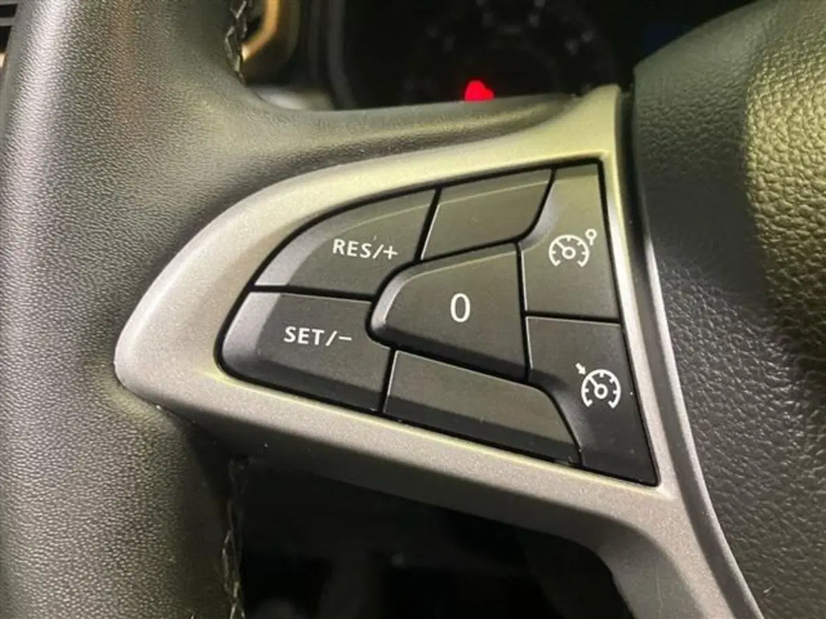 Dacia Duster usata a Como (17)
