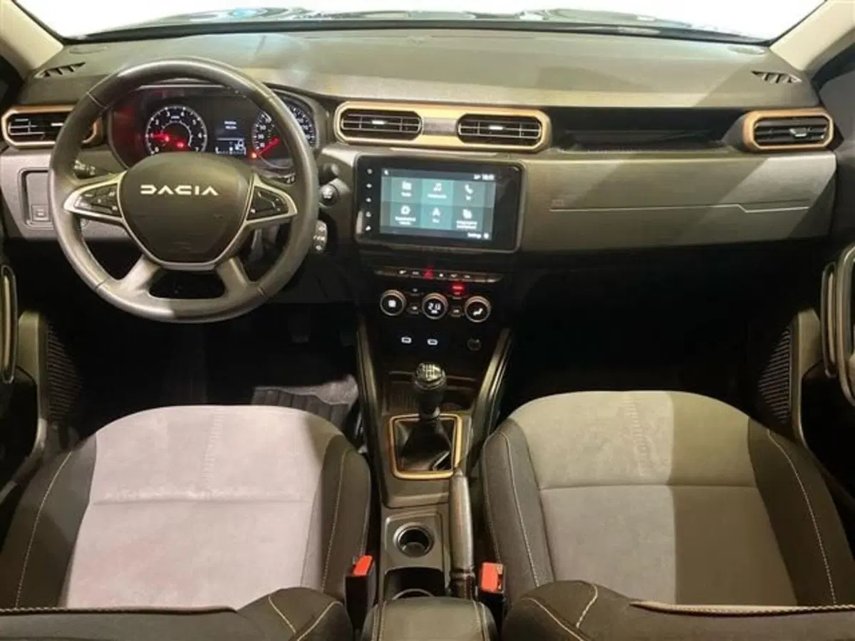 Dacia Duster usata a Como (9)