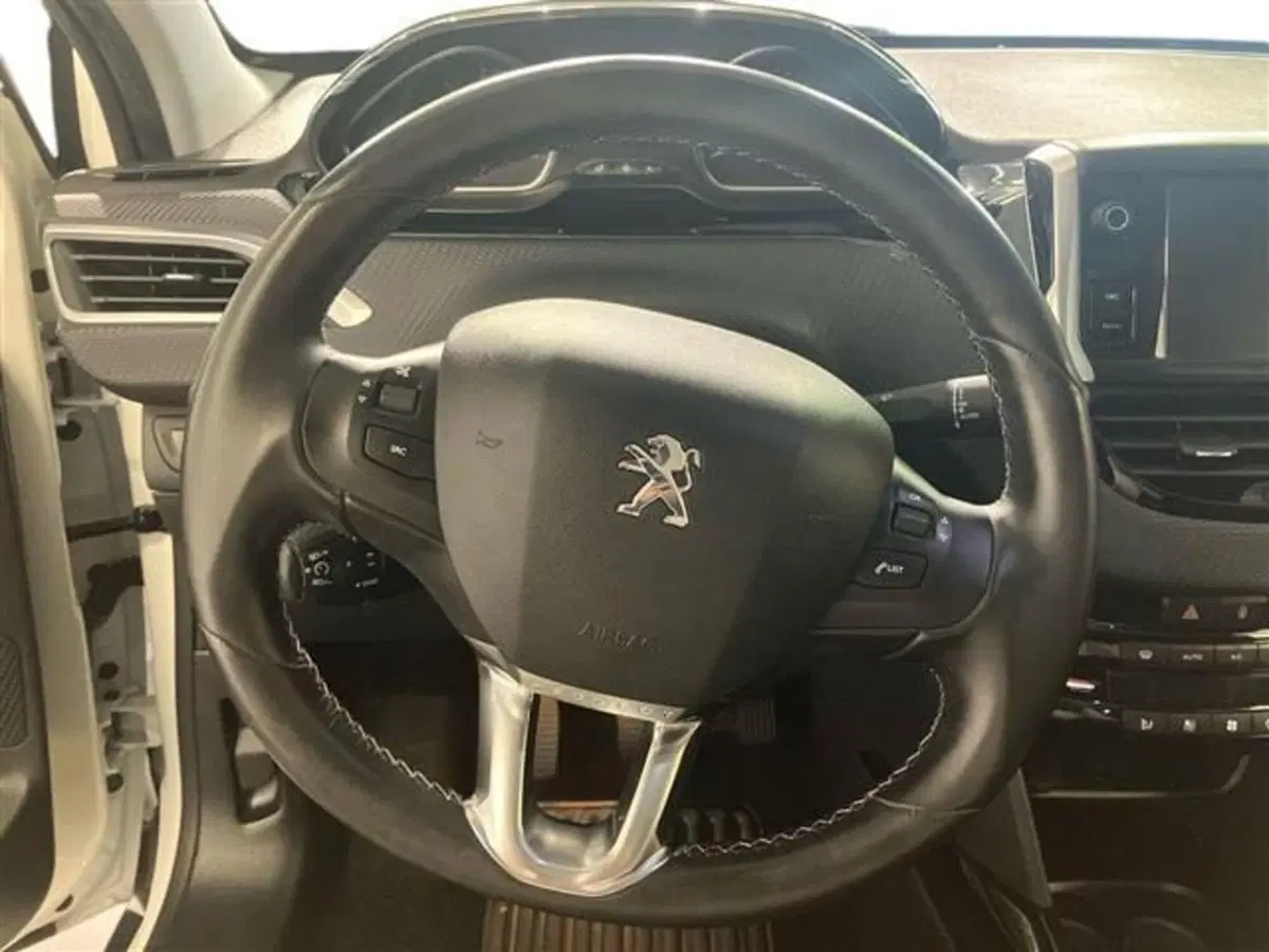 Peugeot 2008 usata a Como (16)