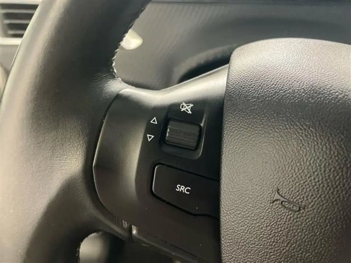 Peugeot 2008 usata a Como (17)