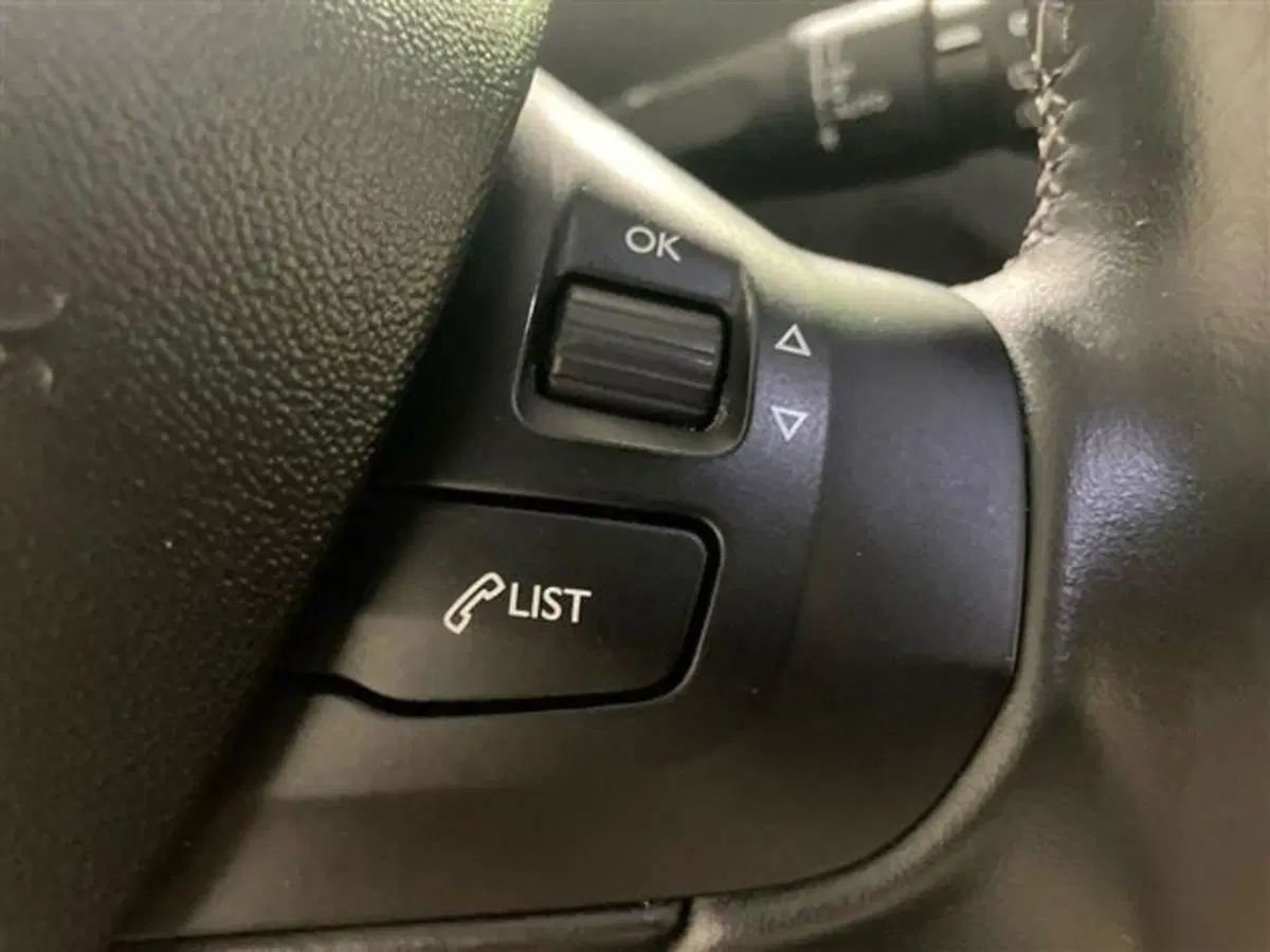 Peugeot 2008 usata a Como (18)