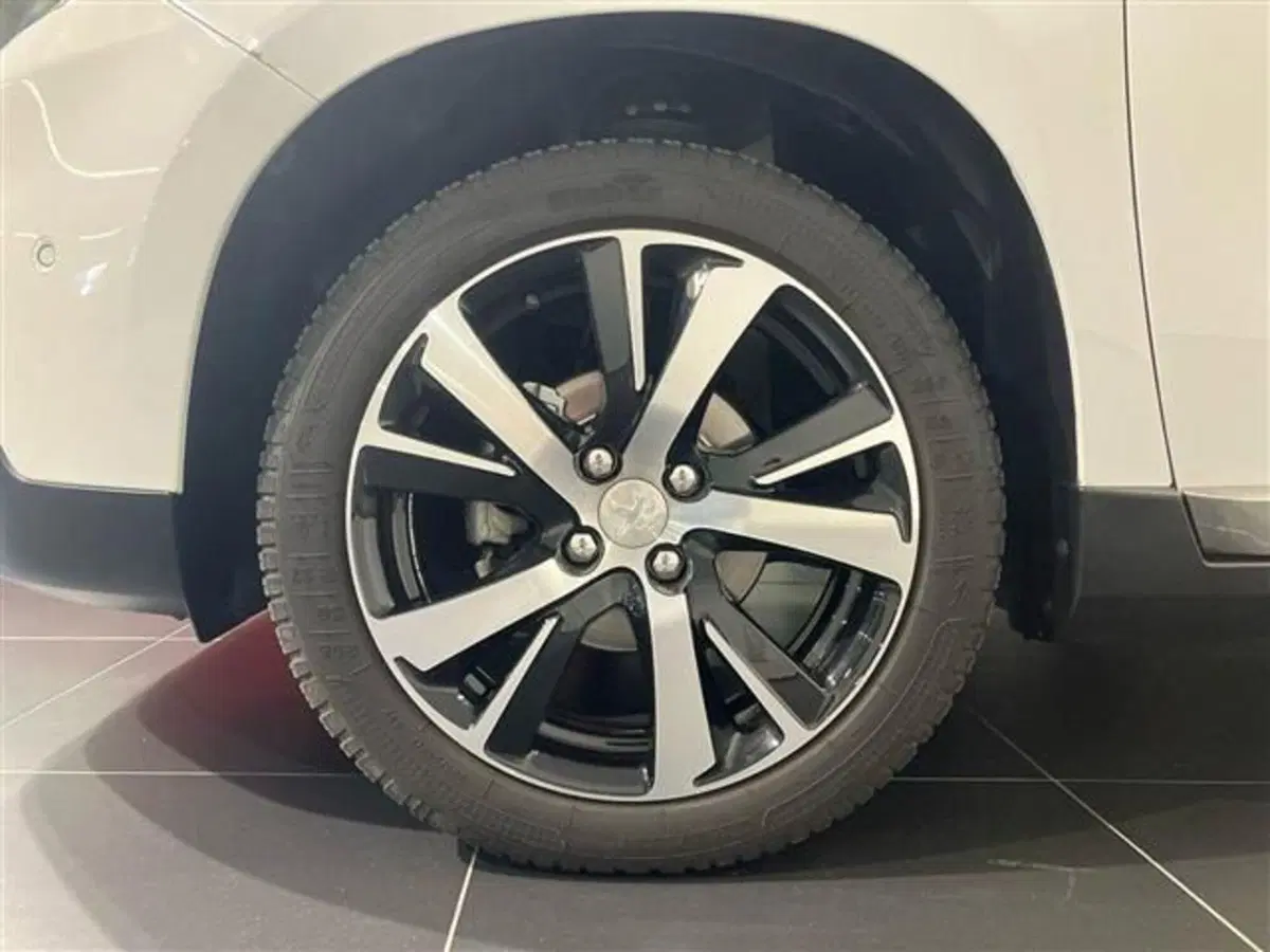 Peugeot 2008 usata a Como (6)