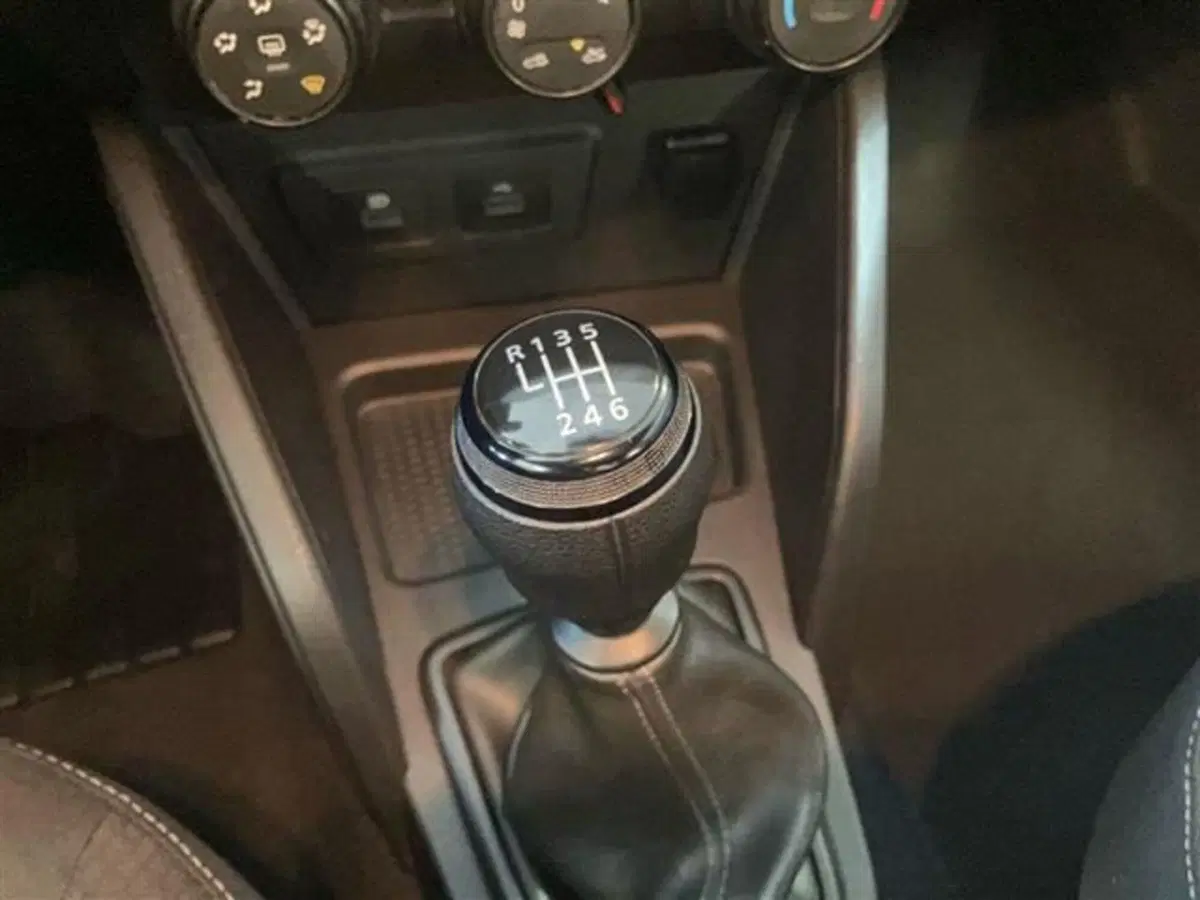Dacia Duster usata a Como (13)