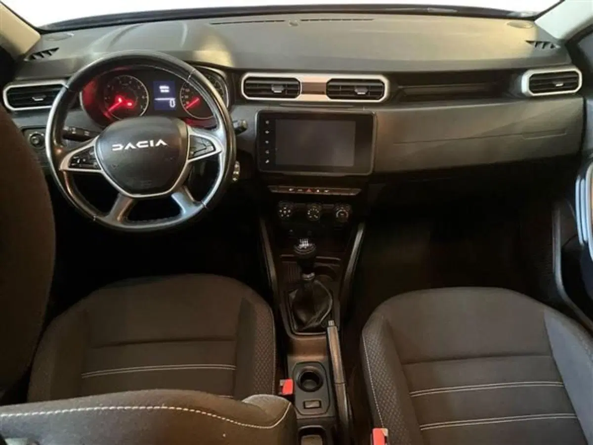 Dacia Duster usata a Como (9)