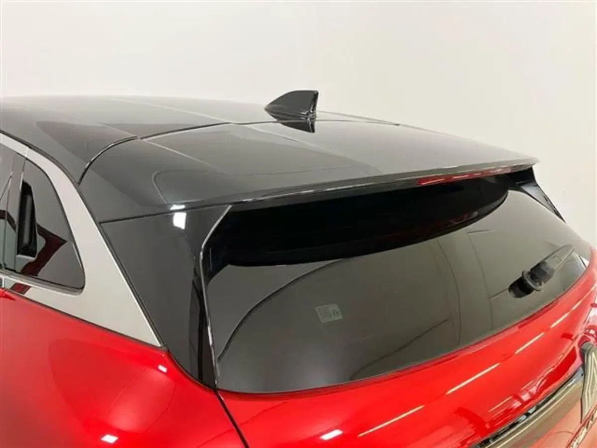 Renault Megane E-Tech Electric usata a Como (20)