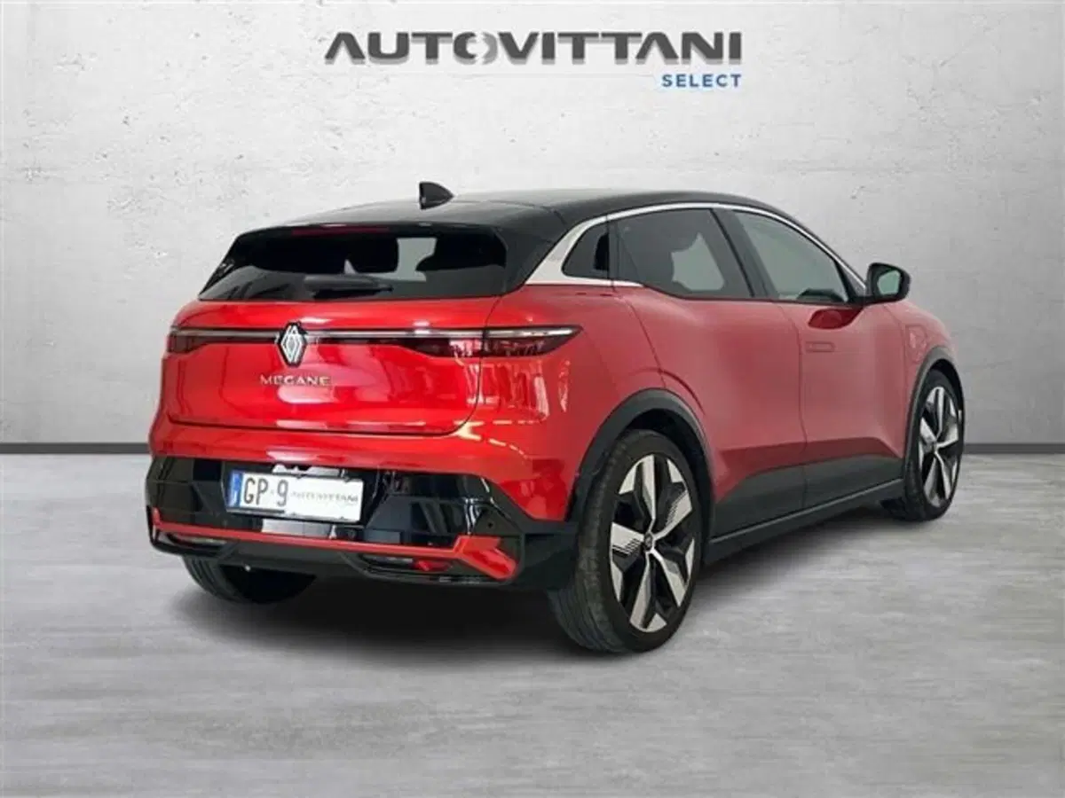 Renault Megane E-Tech Electric usata a Como (4)