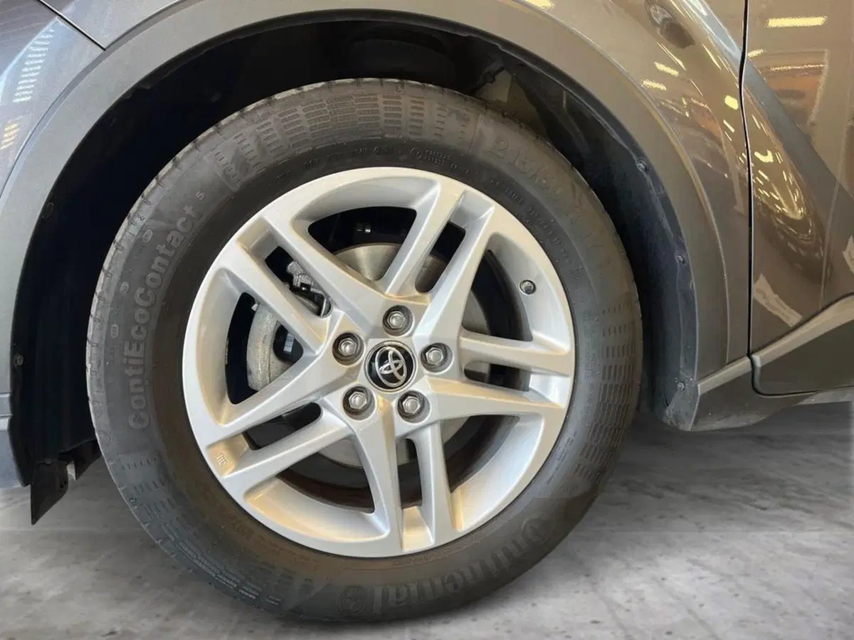 Toyota Toyota C-HR usata a Catanzaro (14)
