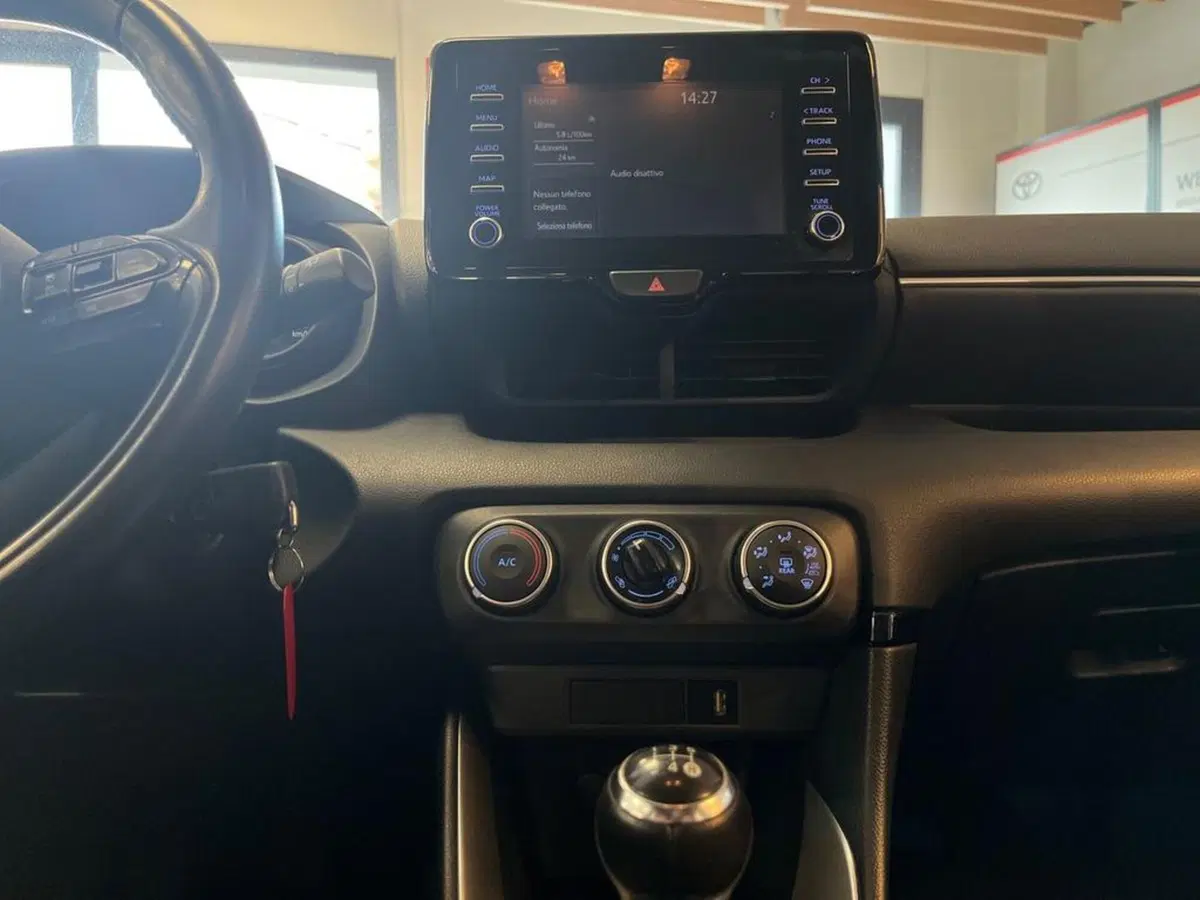 Toyota Yaris usata a Catanzaro (9)