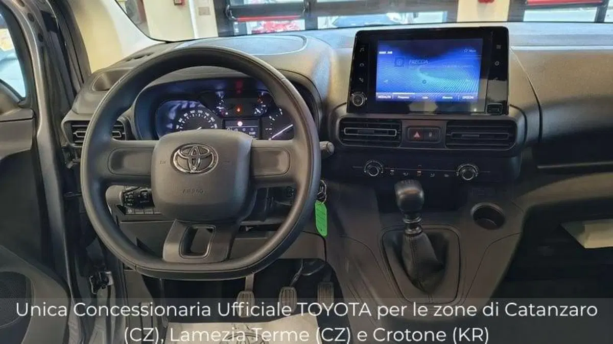 Toyota Proace City Verso usata a Catanzaro (11)