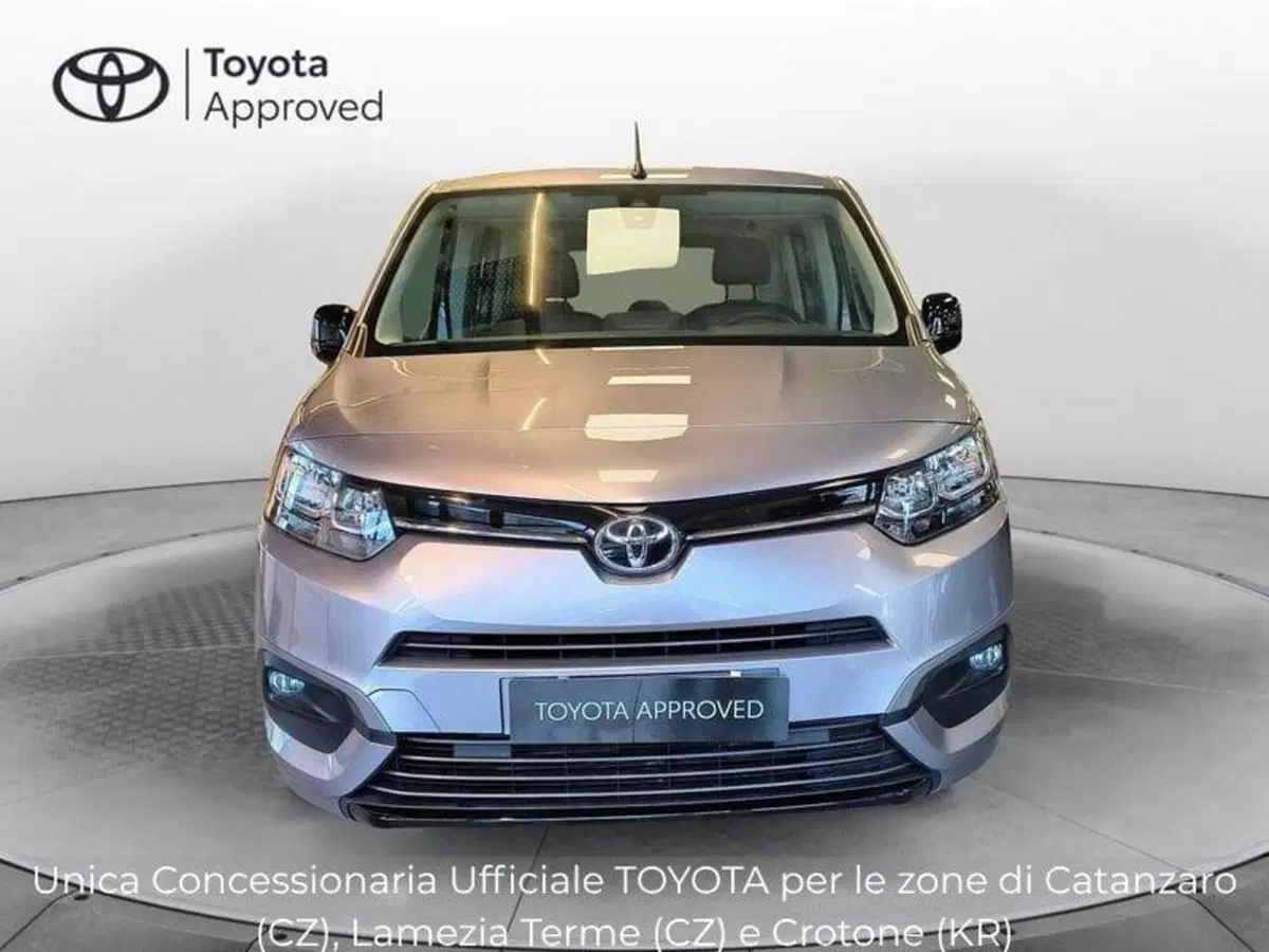 Toyota Proace City Verso usata a Catanzaro (8)